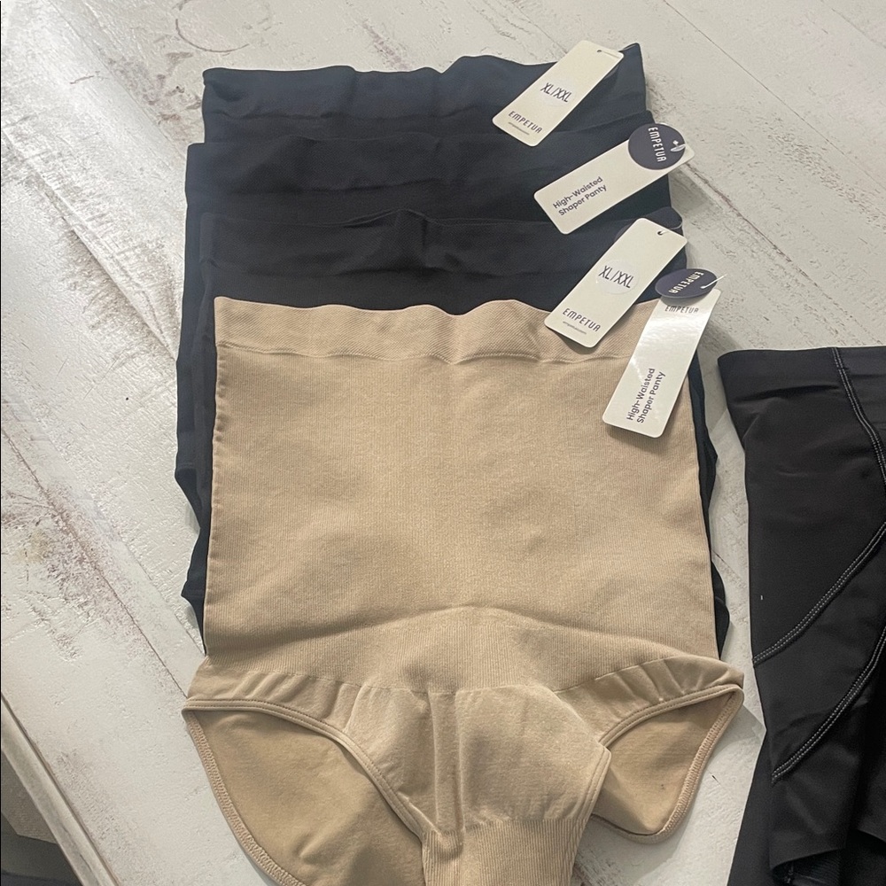 Shapermint High-Waist Shaping Briefs in Black and Nude